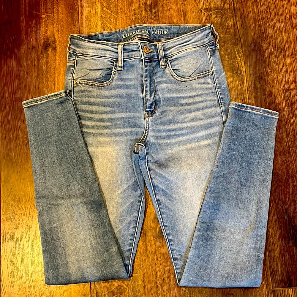 American Eagle: Ne(x)t Level Stretch